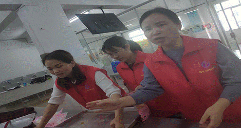 说明: 47d0d6fc3ad6c8a0570ad71c98376971.png