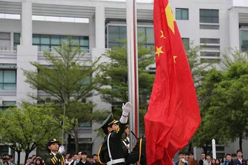 说明: http://img01.fs.yiban.cn/out/thumb_550x0/aHR0cDovL3lmczAxLmZzLnlpYmFuLmNuL3dlYi8yMDIyNTEzNi91cGxvYWQvMTU1MjMyNjcxMDc0NTQ4OS5qcGc=